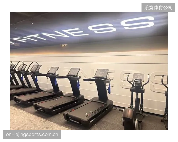AI私教将大规模“进驻”健身房：内置标准化算法的智能健身器材，将开启硬件按次付费的商业模式